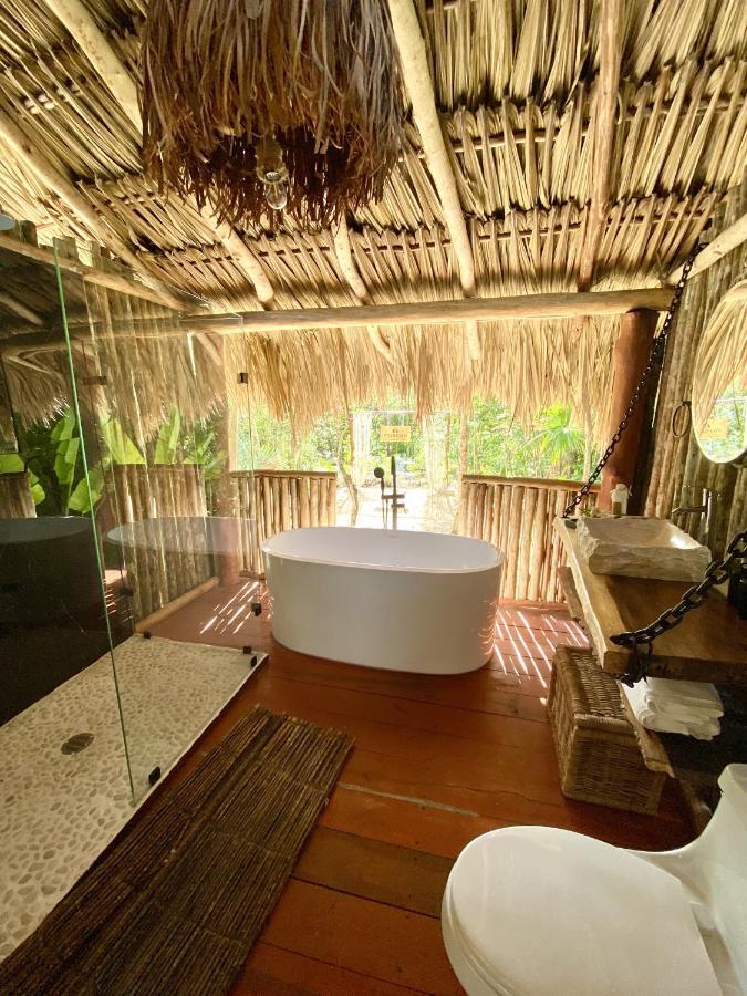 فندق Nuscaa Boutique Tree House & Spa بويرتو موريلوس المظهر الخارجي الصورة