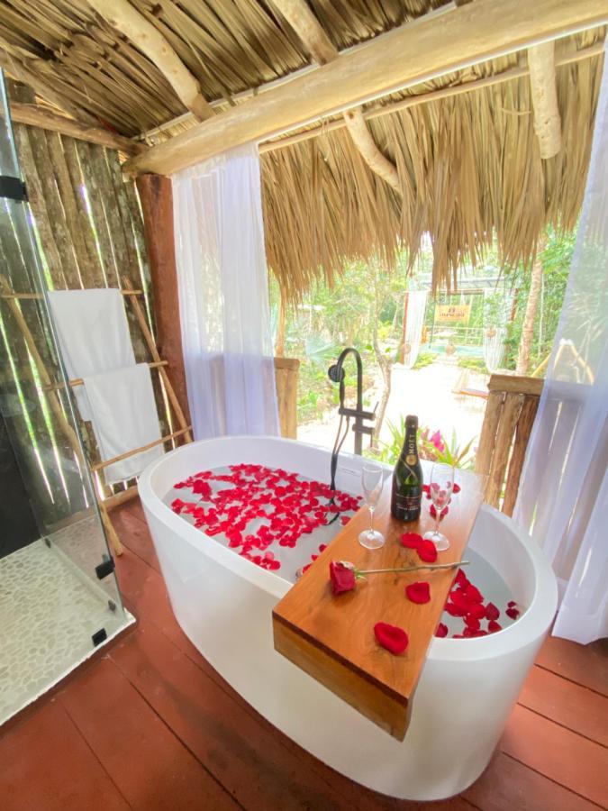 فندق Nuscaa Boutique Tree House & Spa بويرتو موريلوس المظهر الخارجي الصورة